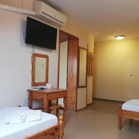 каракачанов Πανσιόν Σωζόπολη